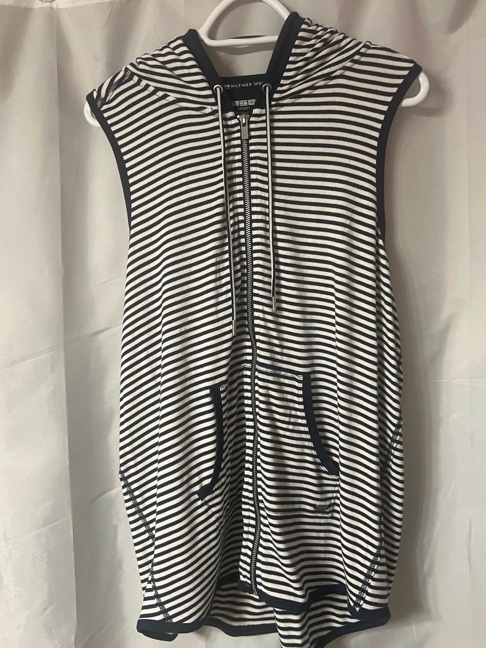 Tommy Hilfiger woman’s Navy and White Striped Hooded full zip sleeveless XL top